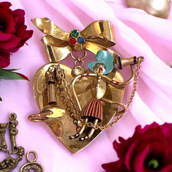 Vtg Longcraft Gold plated 3D Lady Telephone chain heart WW2 figural brooch - Picture 1 of 11